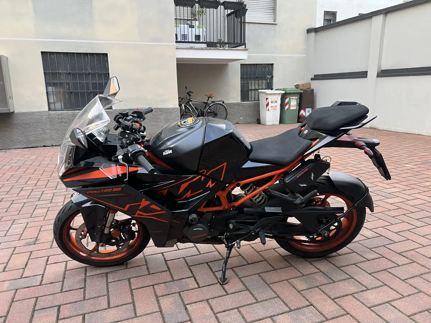 KTM RC 125 - 1