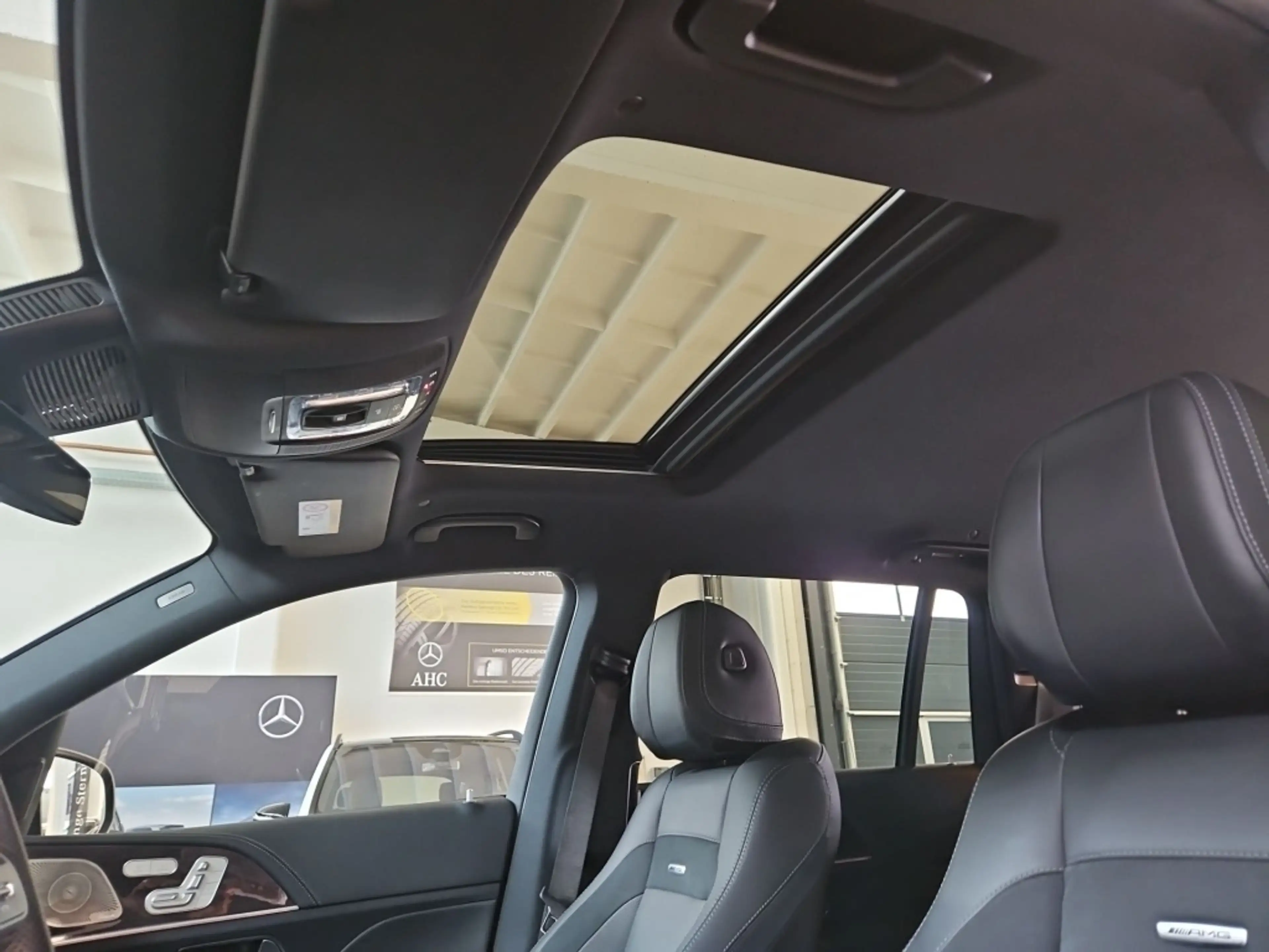 Mercedes-Benz GLS 63 AMG 4M+ Standhzg. 360° AHK Massage — photo 14