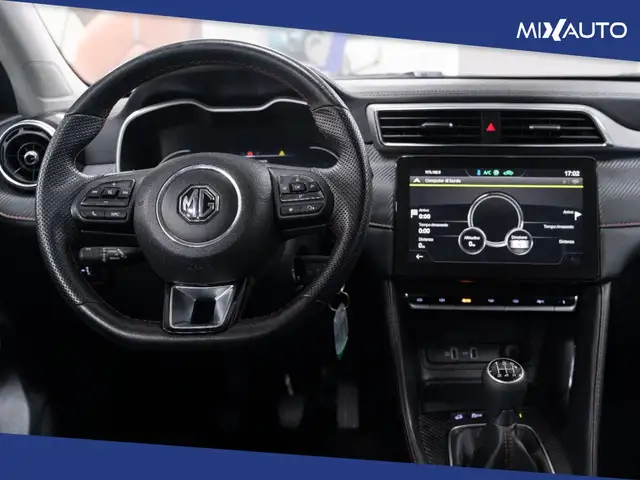 MG ZS view 11