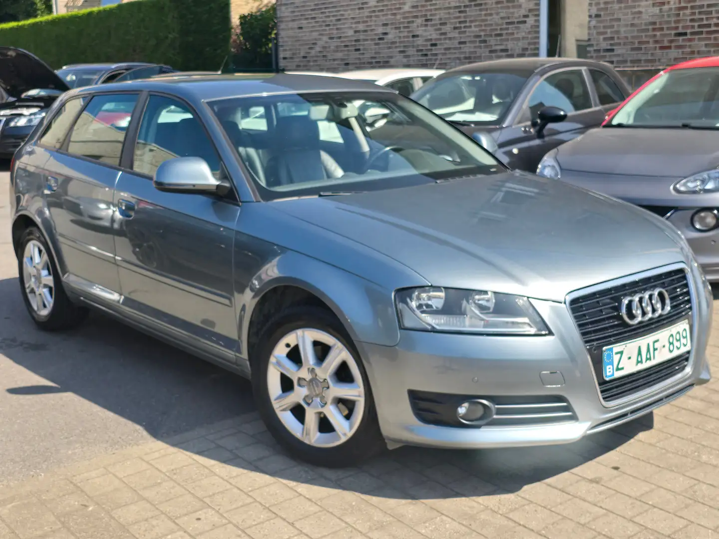 Audi A3 Sportback 1.6TDi / CUIR/CLIM/CARPASS GARANTIE 1AN Gris - 2