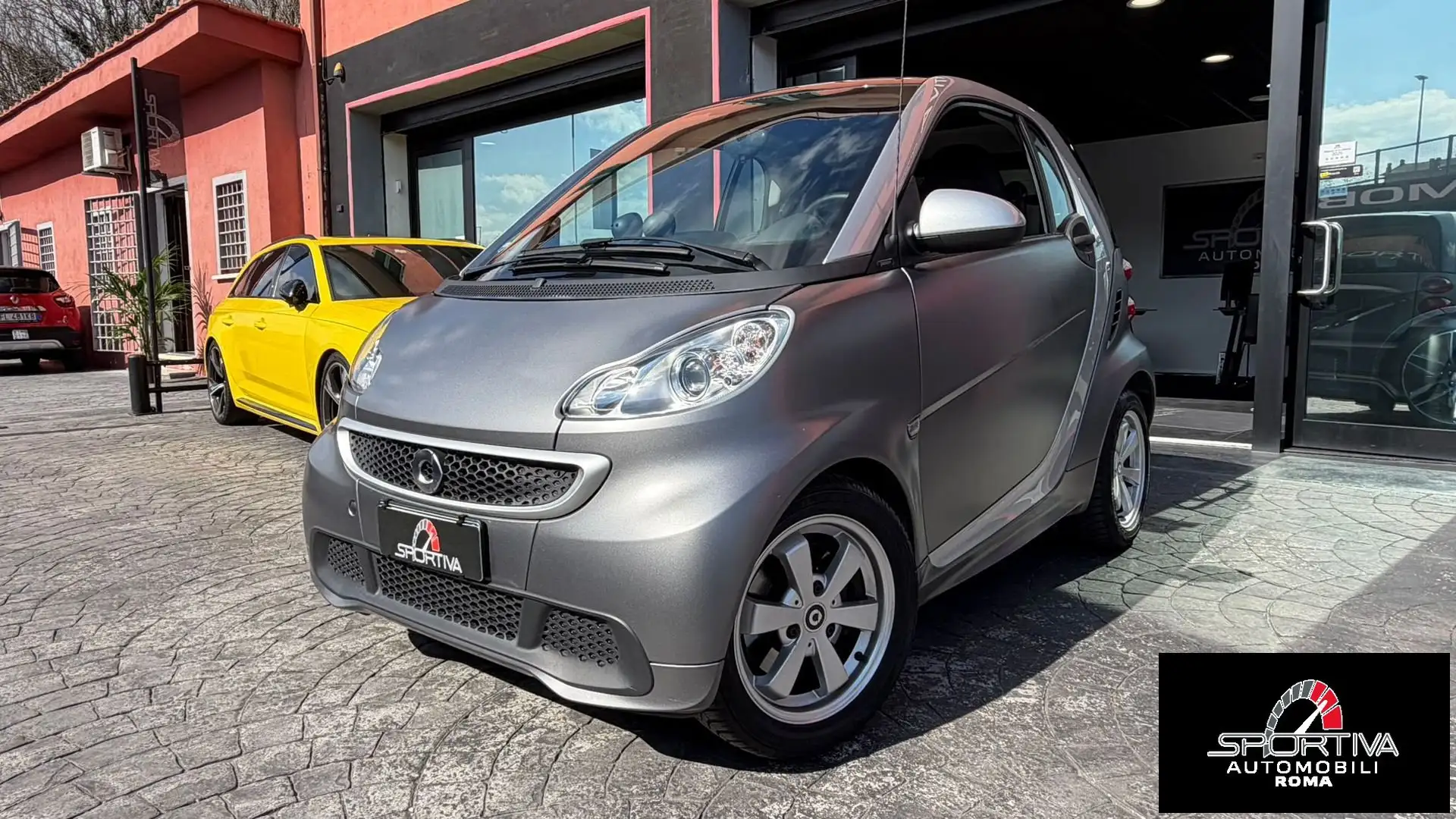 smart forTwo 1.0 52kW MHD cityflame Grau - 1