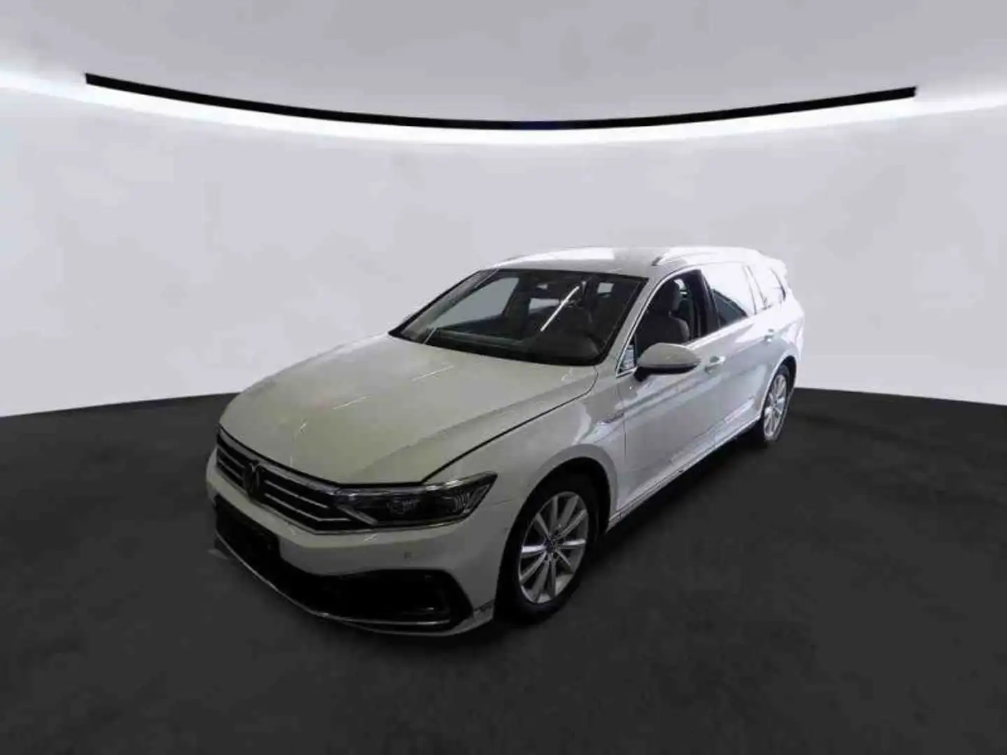 Volkswagen Passat Variant GTE 1.4 TSI Plug-In DSG PDC AHK Weiß - 2