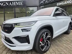 Skoda Kodiaq RS 4x4 7Sitz ACC BLIND Pano Memory 360°1H