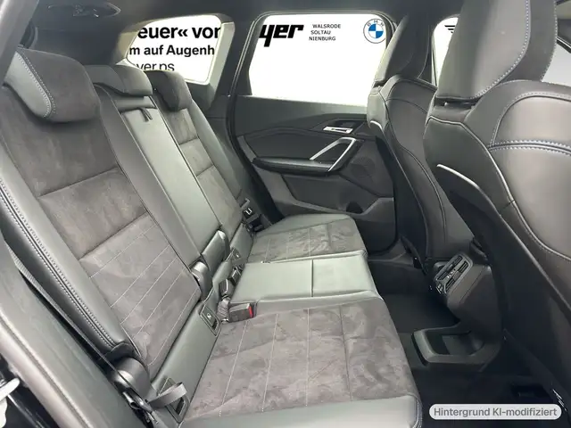 BMW X1 view 8