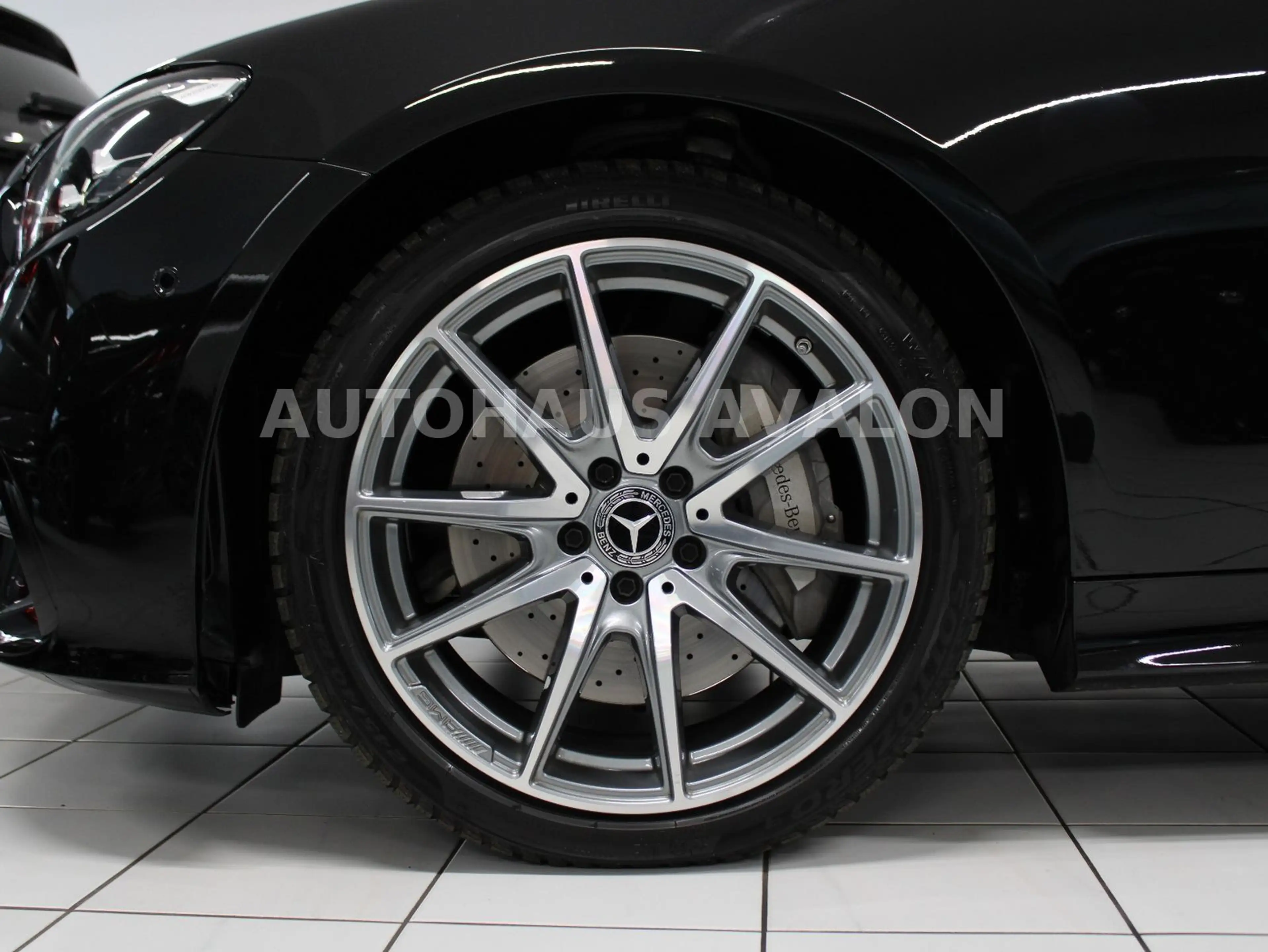 Mercedes-Benz E 400 d 4M Cab. AMG*AIRM~DIST~SITZKLIMA~MEM~BURM® — photo 13