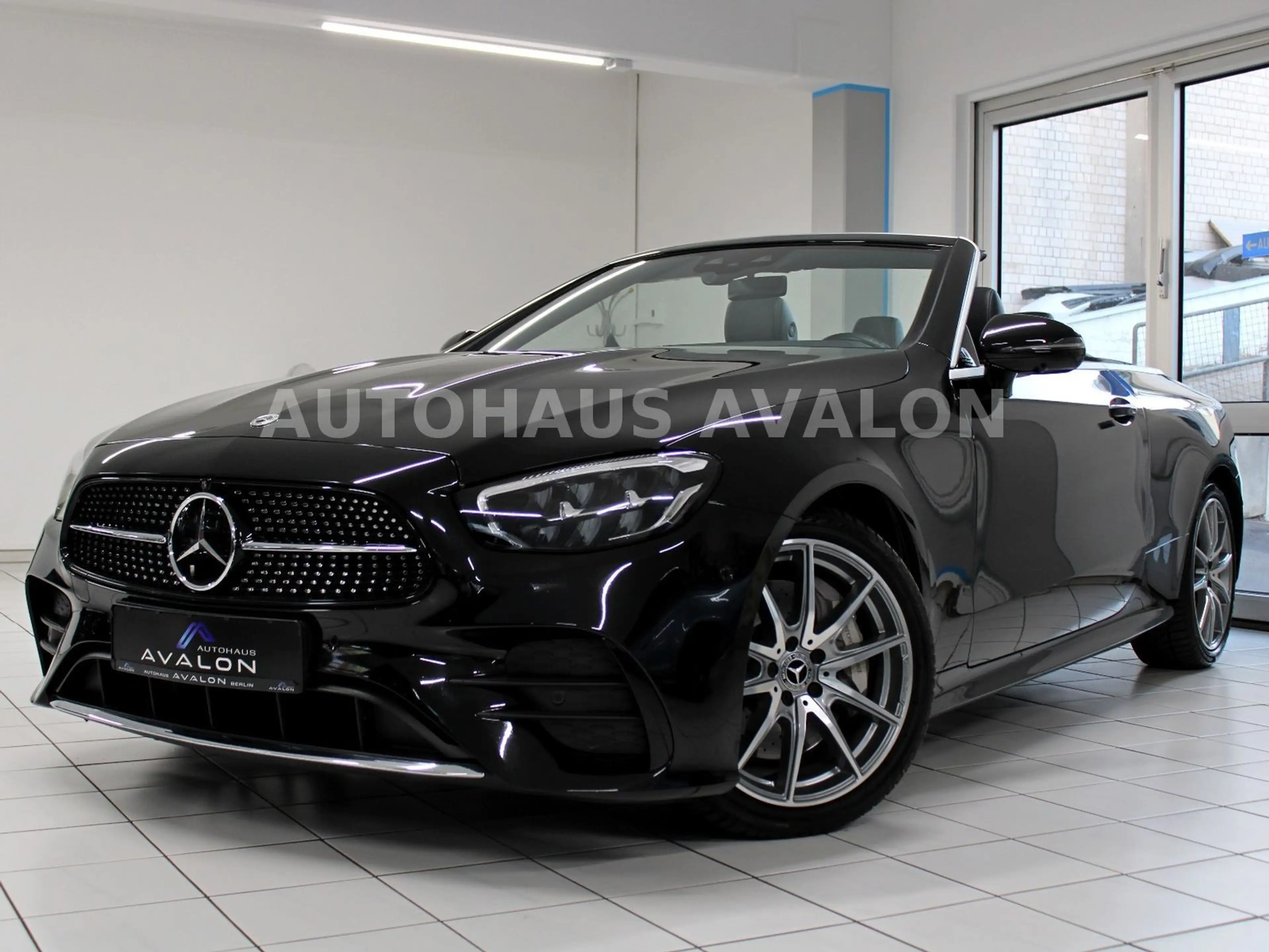 Mercedes-Benz E 400 d 4M Cab. AMG*AIRM~DIST~SITZKLIMA~MEM~BURM®