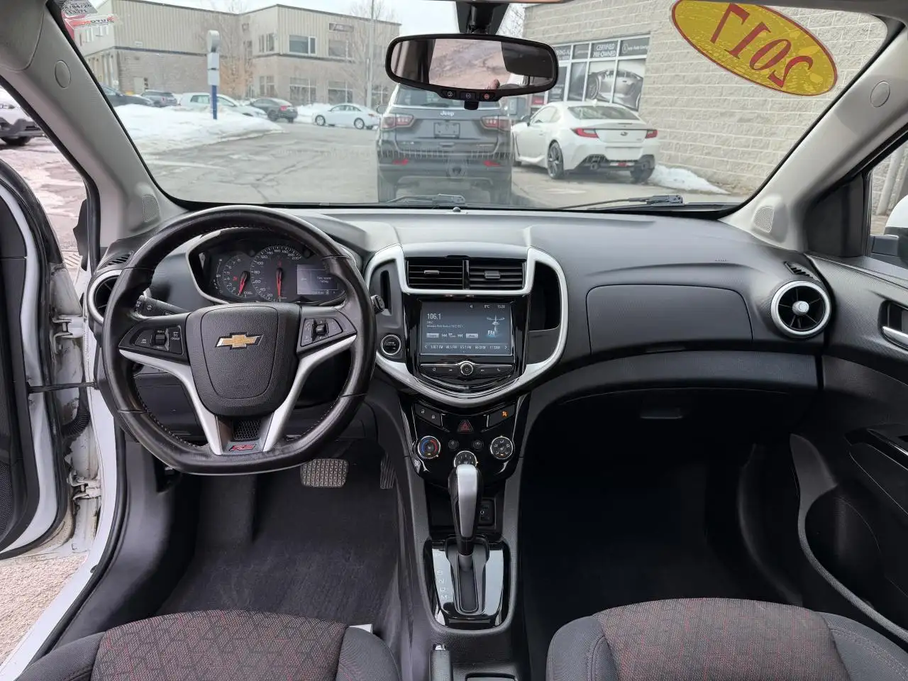 Chevrolet Sonic снимка Chevrolet Sonic