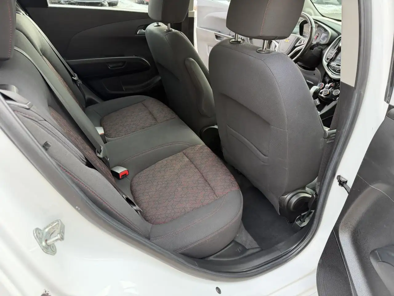 Chevrolet Sonic снимка Chevrolet Sonic