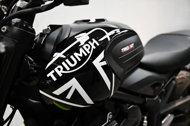 Triumph Trident 660 - foto 4