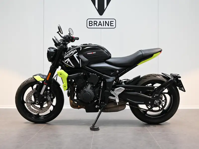 Triumph Trident 660 - foto 2