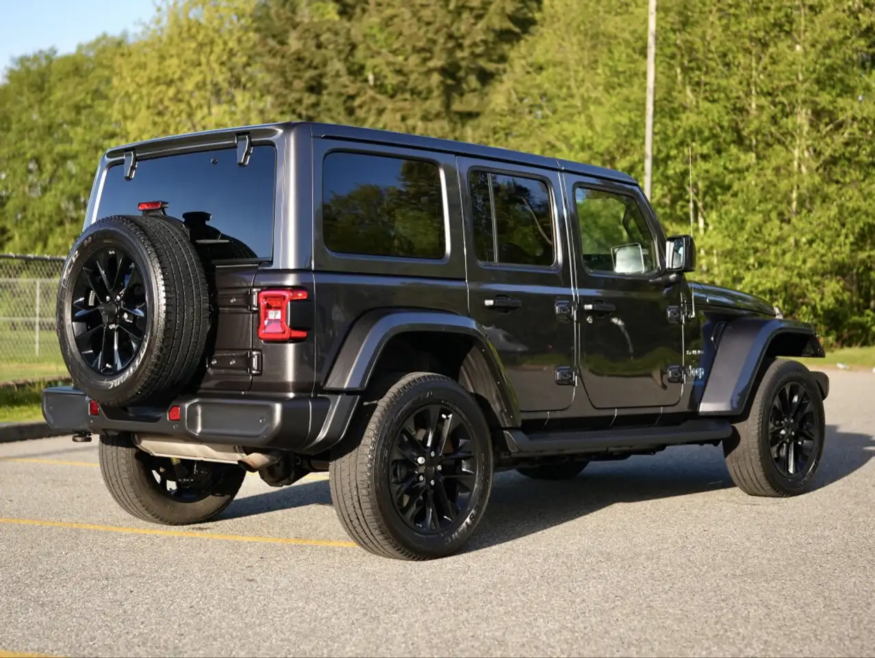 Jeep Wrangler снимка Jeep Wrangler