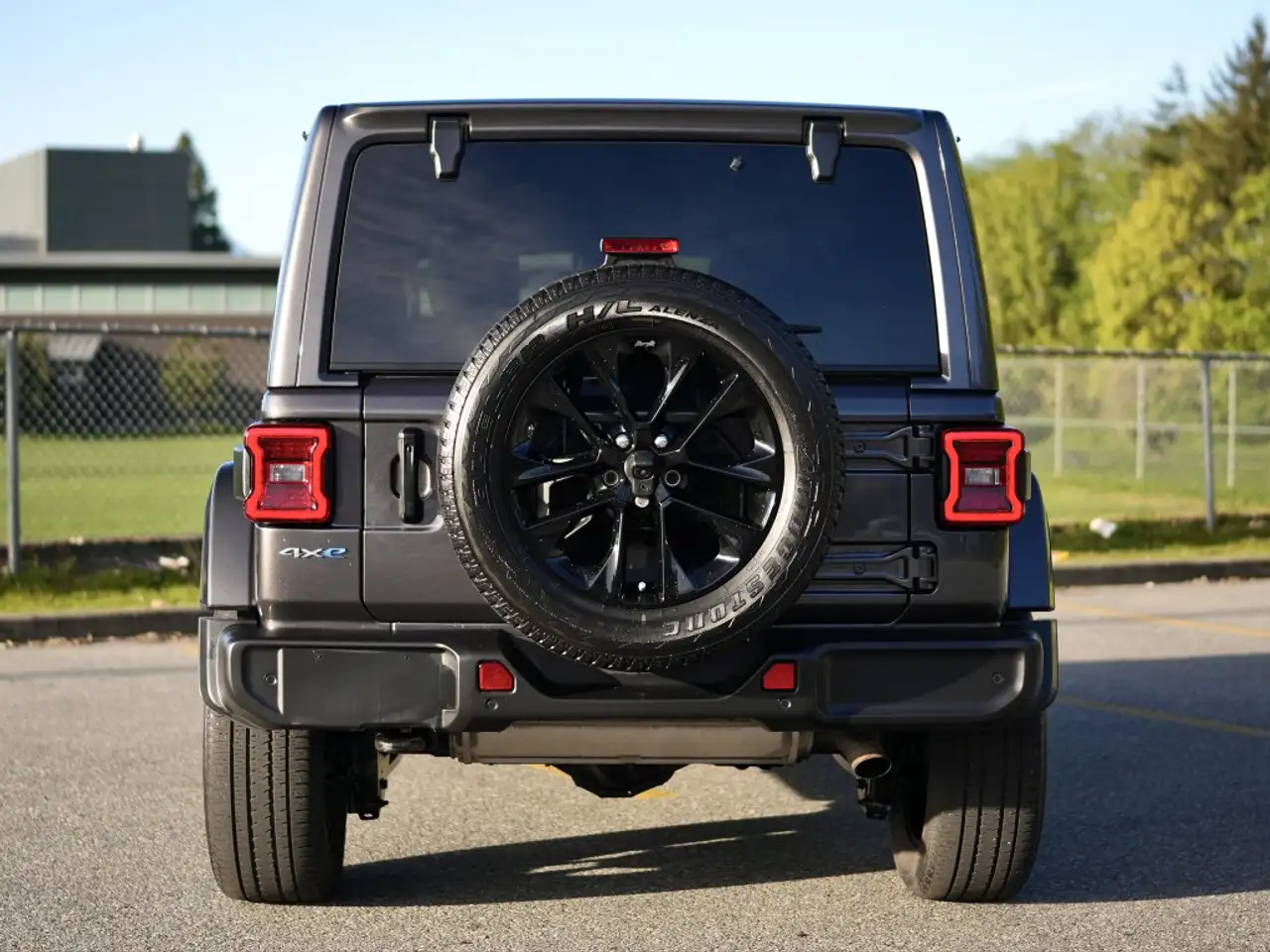 Jeep Wrangler снимка Jeep Wrangler