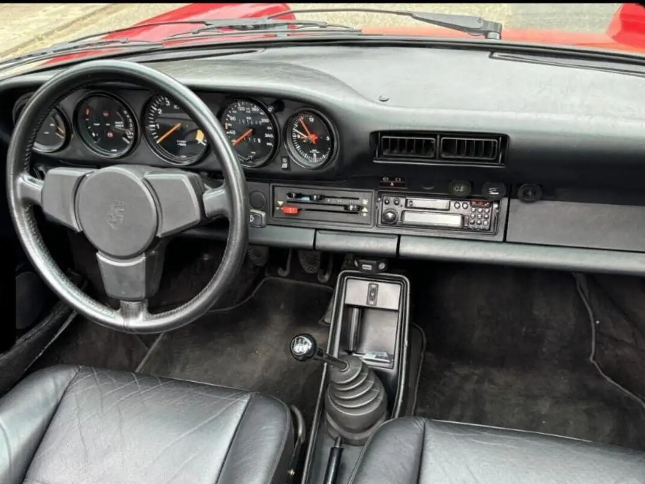 Porsche 911 Carrera 3.2 Cabrio, foto 3