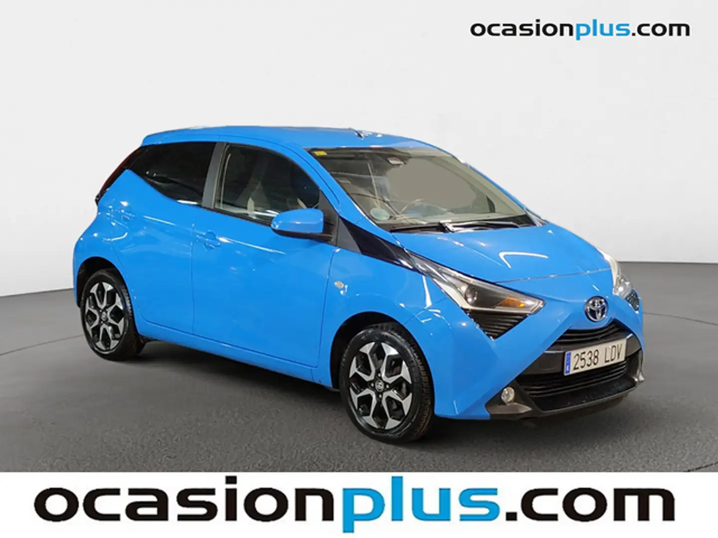 Toyota Aygo 70 x-play Azul - 2