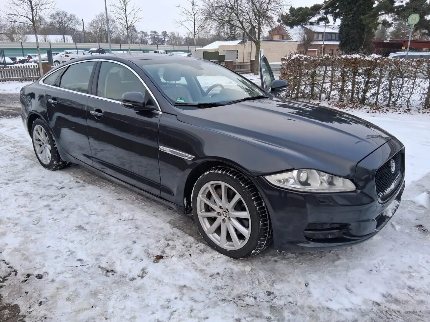 Jaguar XJ 3.0 Benzin Kundenauftrag  Luxury Allrad Bastler Noir - 1