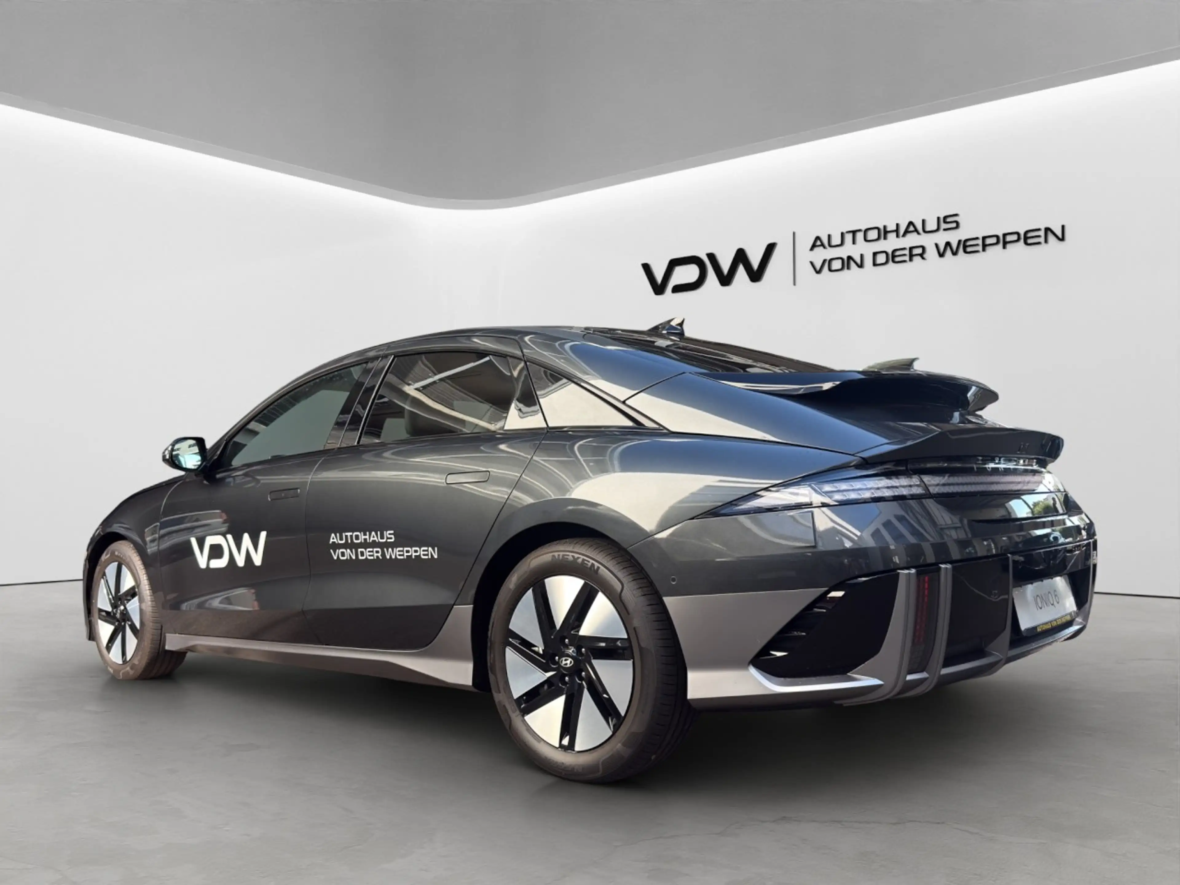 Hyundai IONIQ 6 TECHNIQ + PARK-PAKET + SITZ-PAKET U.V.M! Klima — photo 5