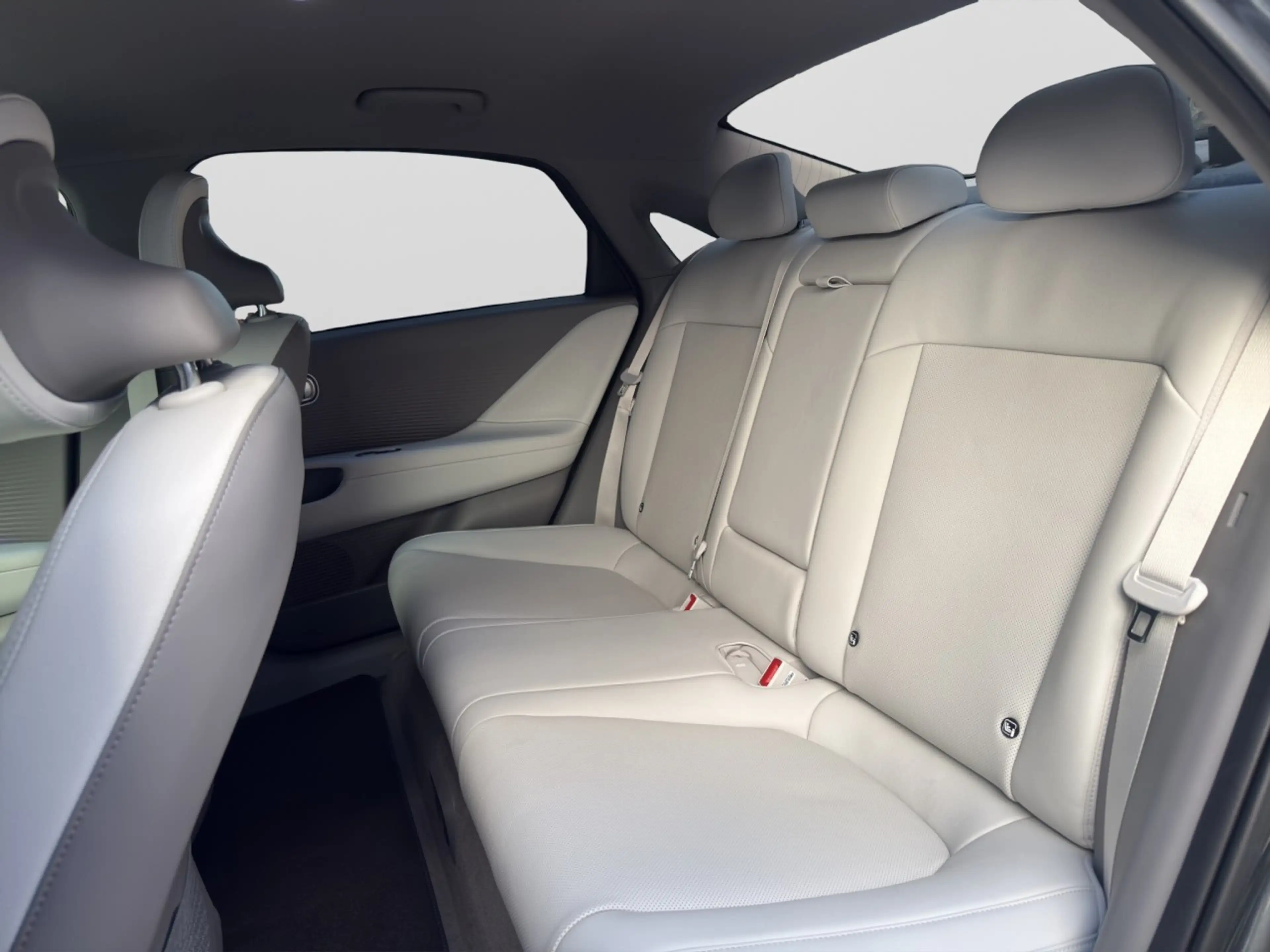 Hyundai IONIQ 6 TECHNIQ + PARK-PAKET + SITZ-PAKET U.V.M! Klima — photo 14