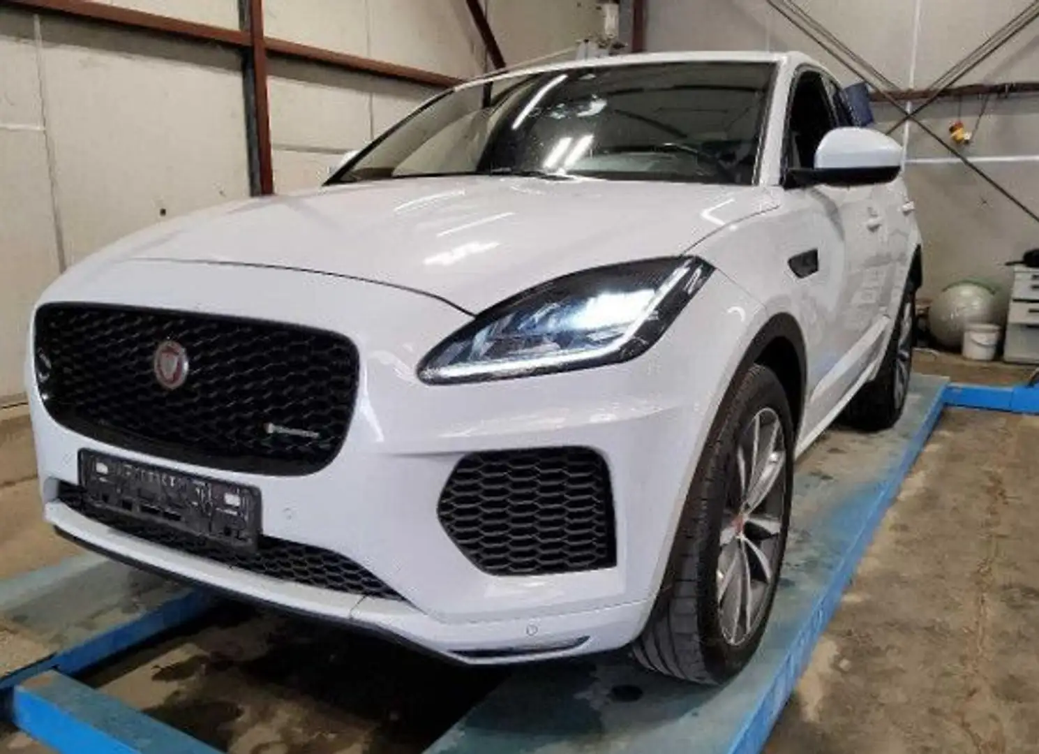 Jaguar E-Pace E-PACE Chequered Flag D180 AWD Aut.*LED*PANO*AHK Blanc - 1