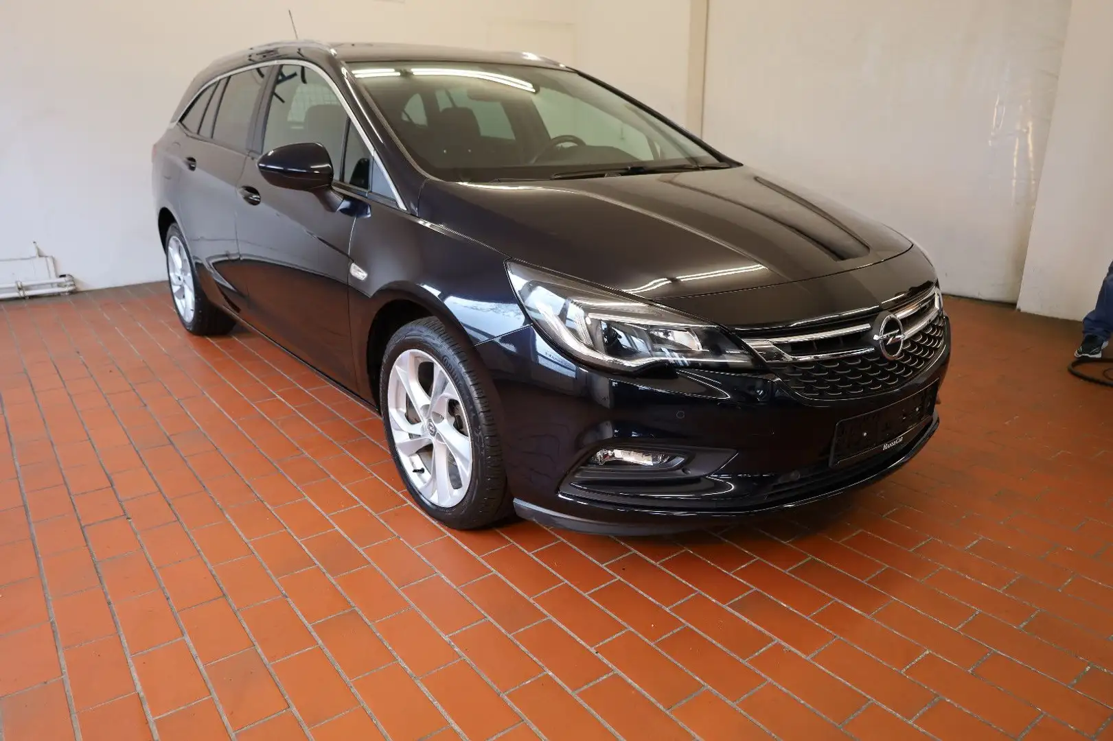 Opel Astra Sports Tourer Edition / 1 Jahr Garantie ! Bleu - 1