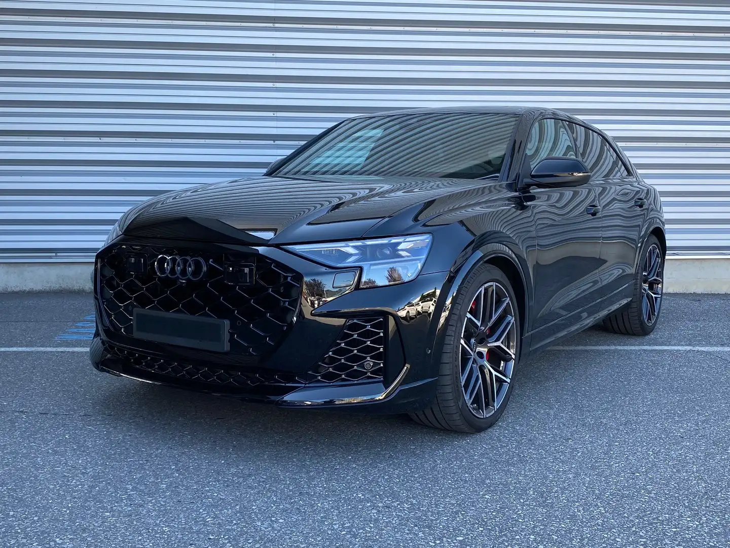 Audi RS Q8 Audi RS Q8 Schwarz - 1