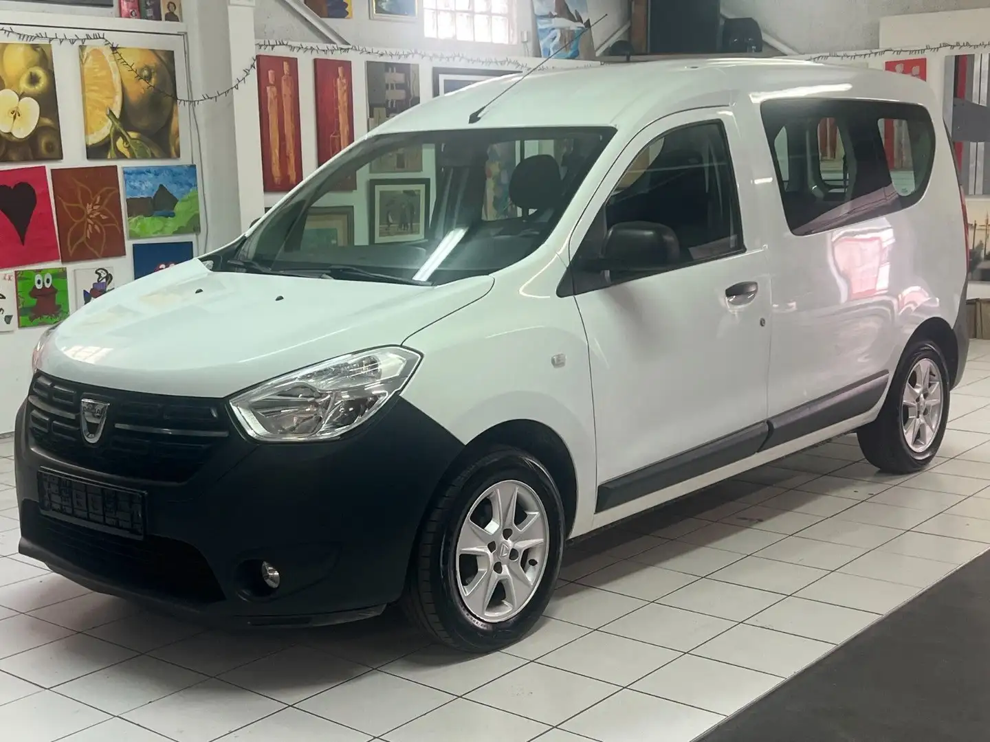 Dacia Dokker Essential Klima 5 Sitz. 1 Hand Garantie Weiß - 1