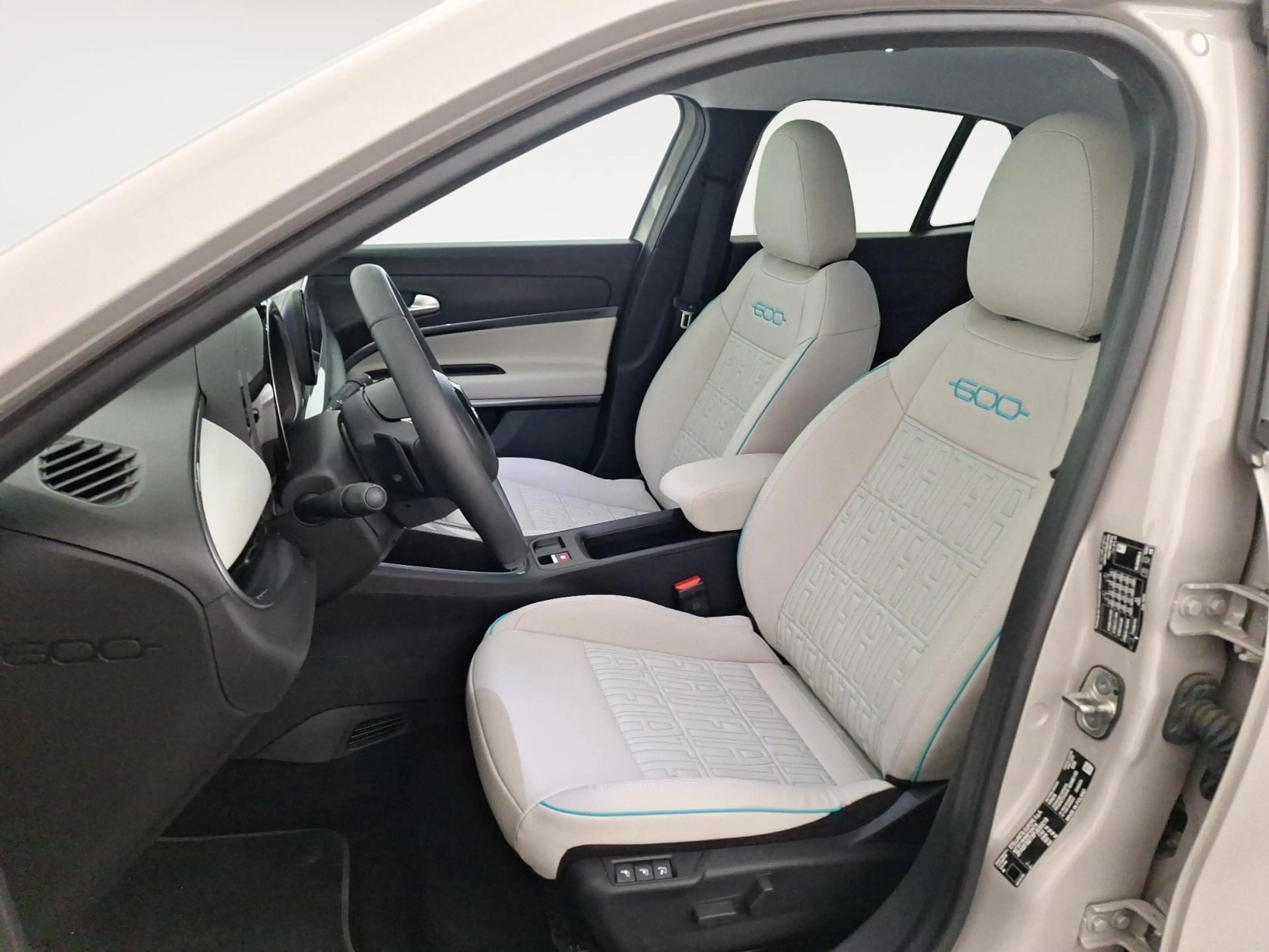 Fiat 600 LA PRIMA HYBRID AUTOMAAT *LEDER*DAB*GPS*CARPLAY*CA — photo 8