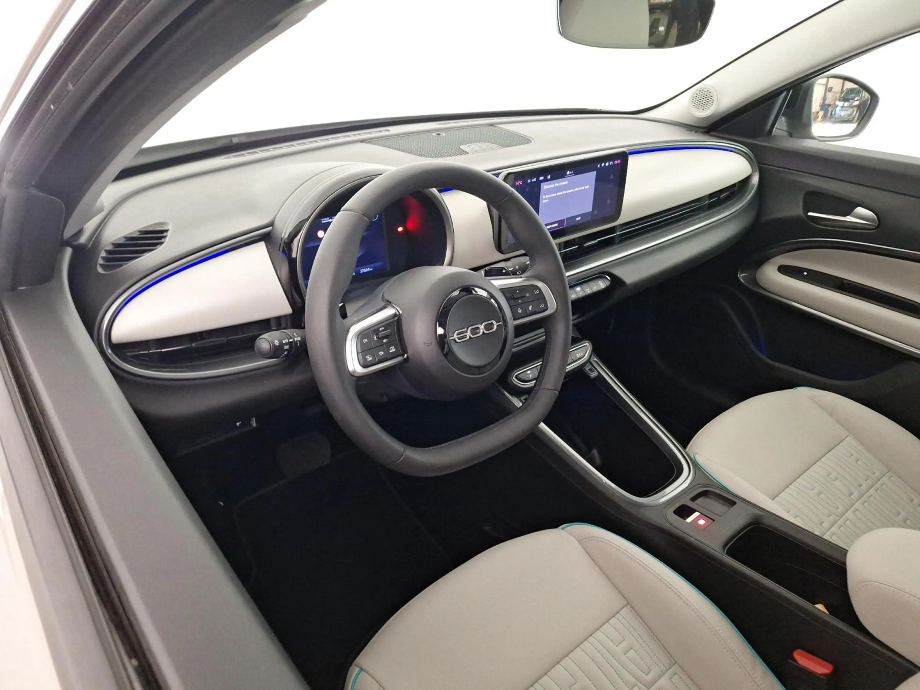 Fiat 600 LA PRIMA HYBRID AUTOMAAT *LEDER*DAB*GPS*CARPLAY*CA — photo 7