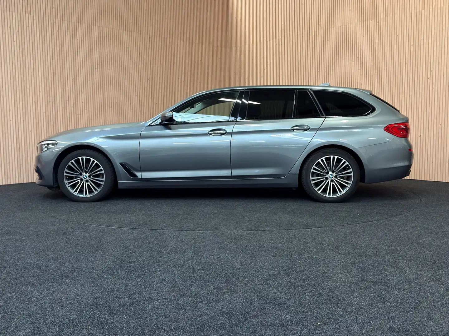 BMW 520 520d Touring Automaat|Sportline|Verw. zetels|Hifi Gris - 2