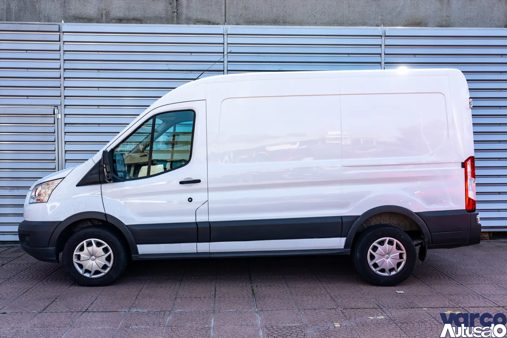 Ford Transit transit 330 2.0 tdci 130cv trend L2H2 E6 Bianco - 2