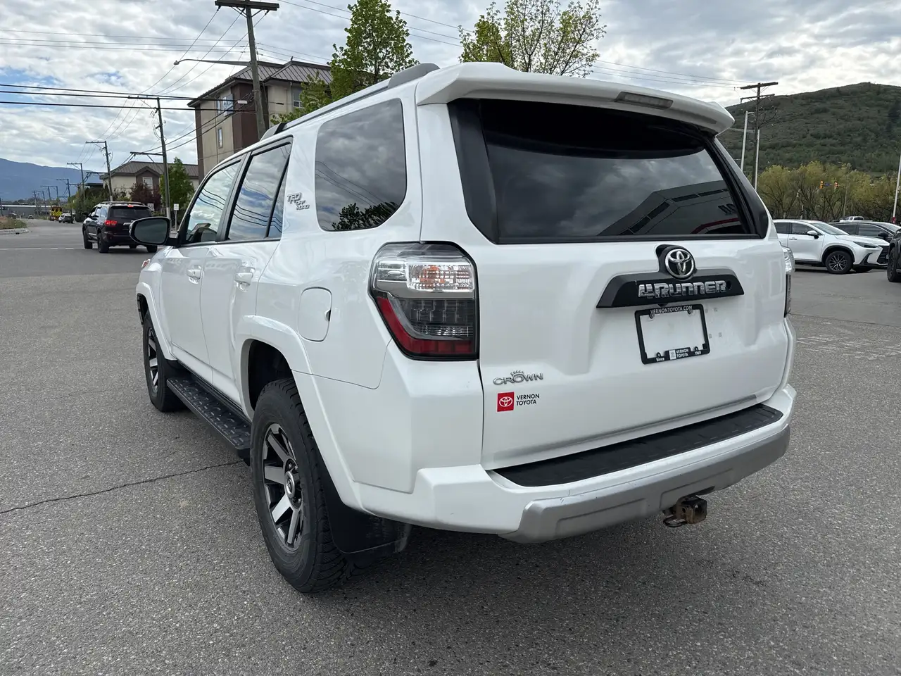 Toyota 4-Runner снимка Toyota 4-Runner