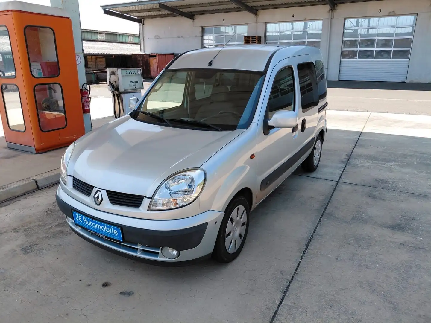 Renault Kangoo Privilege Gris - 1