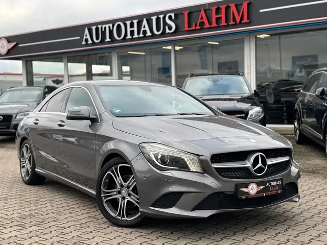 Mercedes-Benz CLA 180 7G-DCT COUPE*LED*PDC*SITZHEIZUNG*AMBIENT
