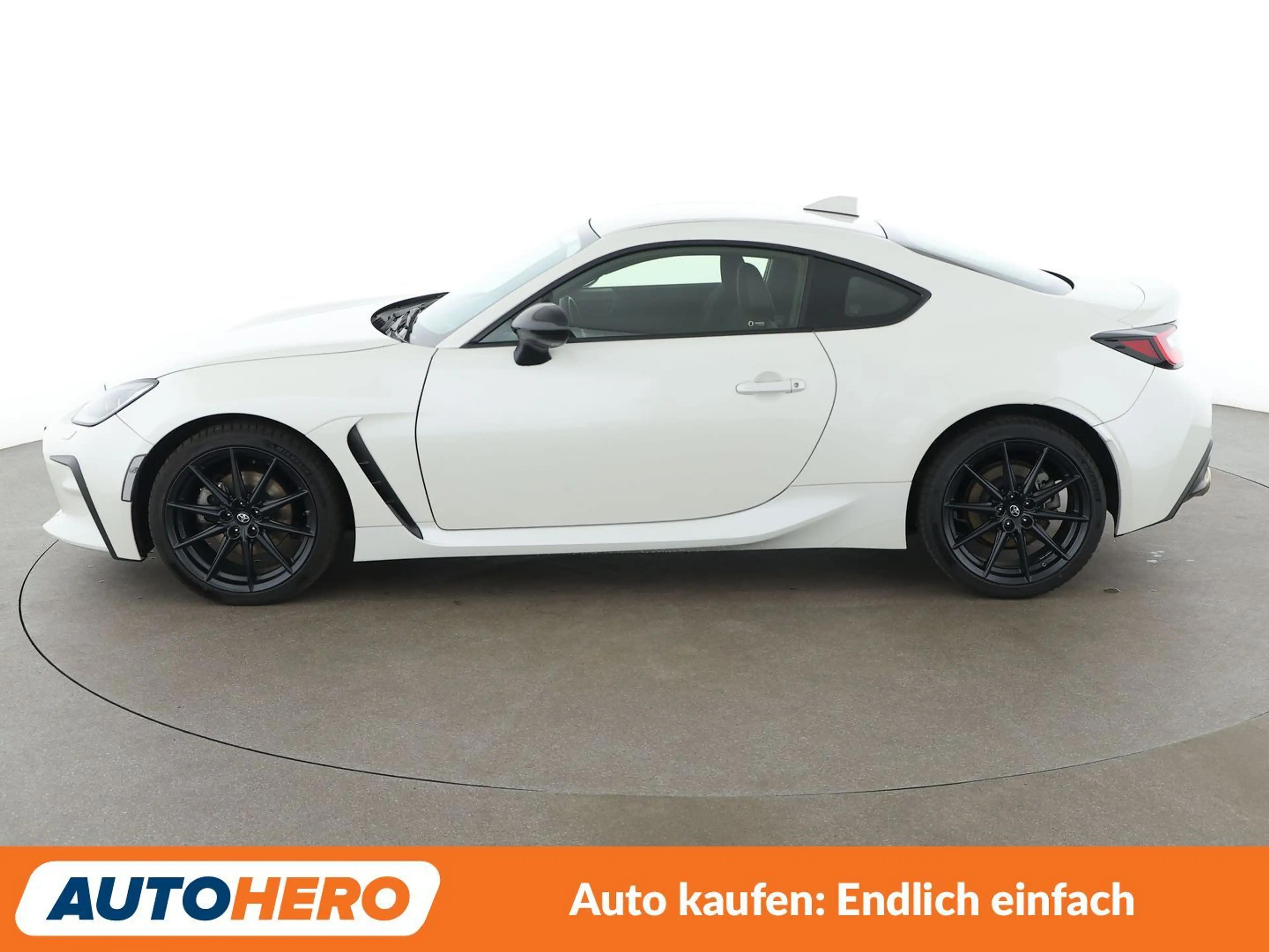 Toyota GR86 2.4 *LED*TEMPO*CAM*SHZ*KLIMA*GARANTIE* — photo 3