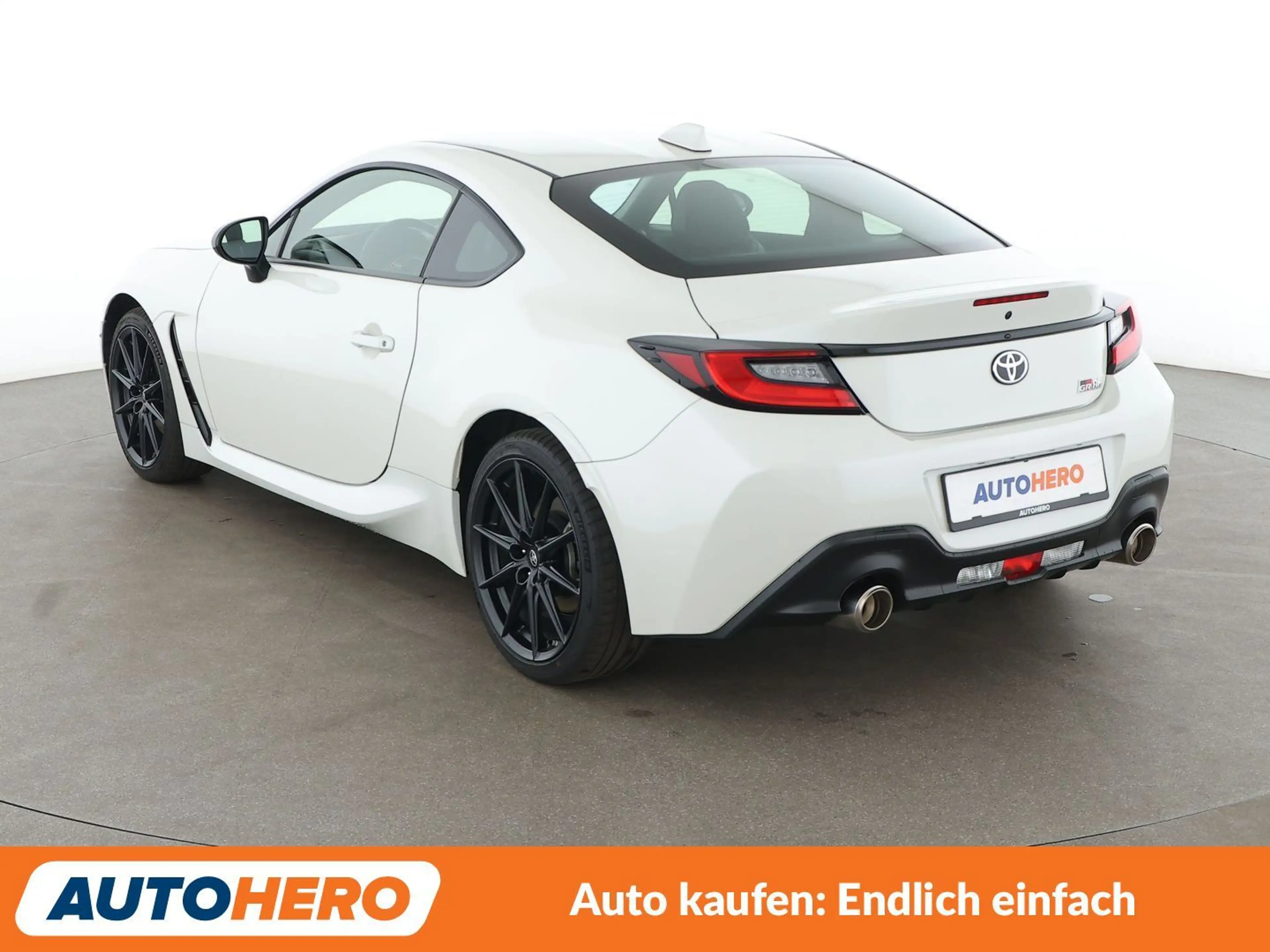 Toyota GR86 2.4 *LED*TEMPO*CAM*SHZ*KLIMA*GARANTIE* — photo 4