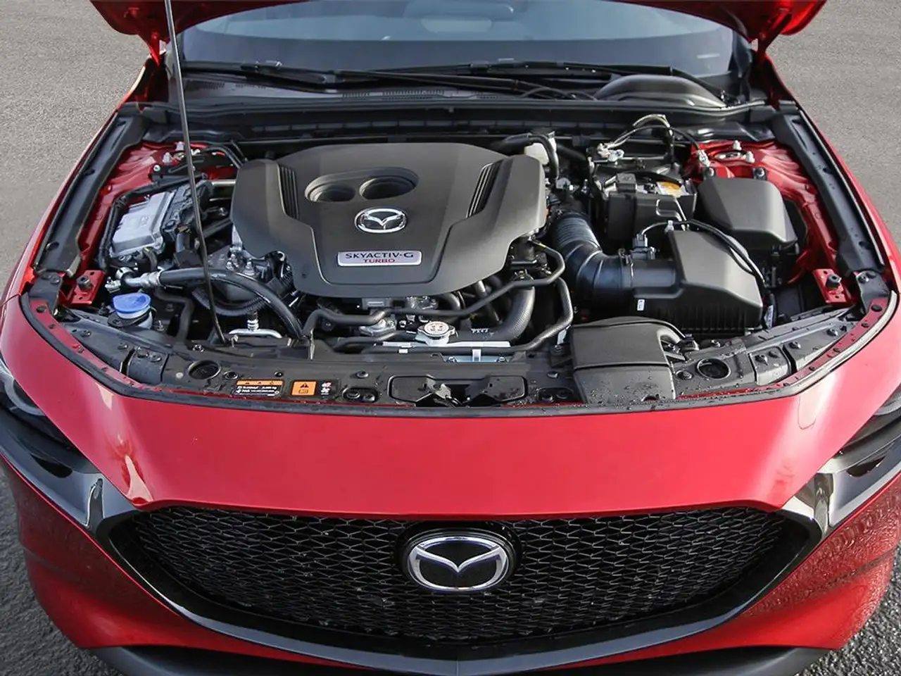 Mazda 3 снимка Mazda 3