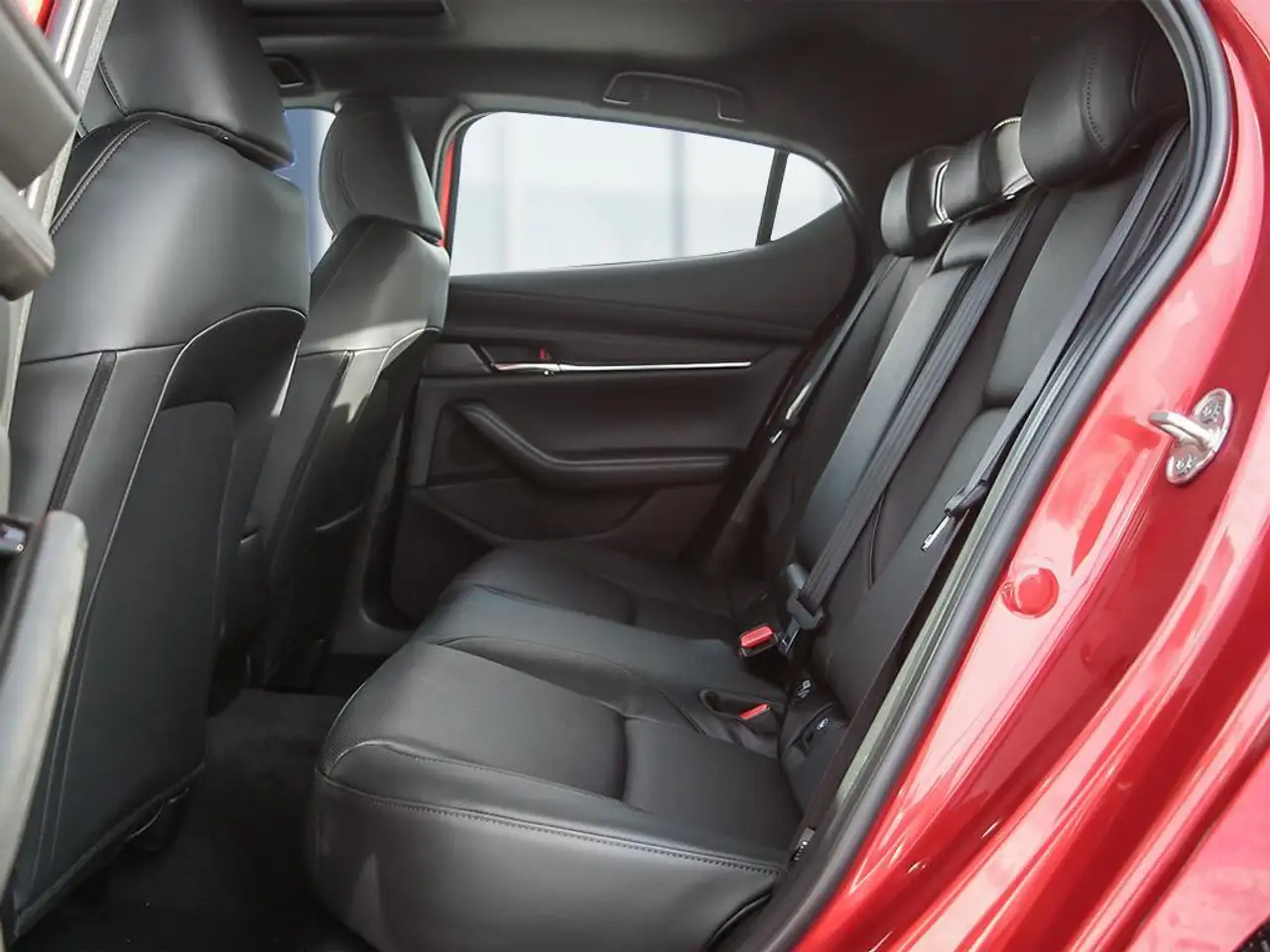 Mazda 3 снимка Mazda 3