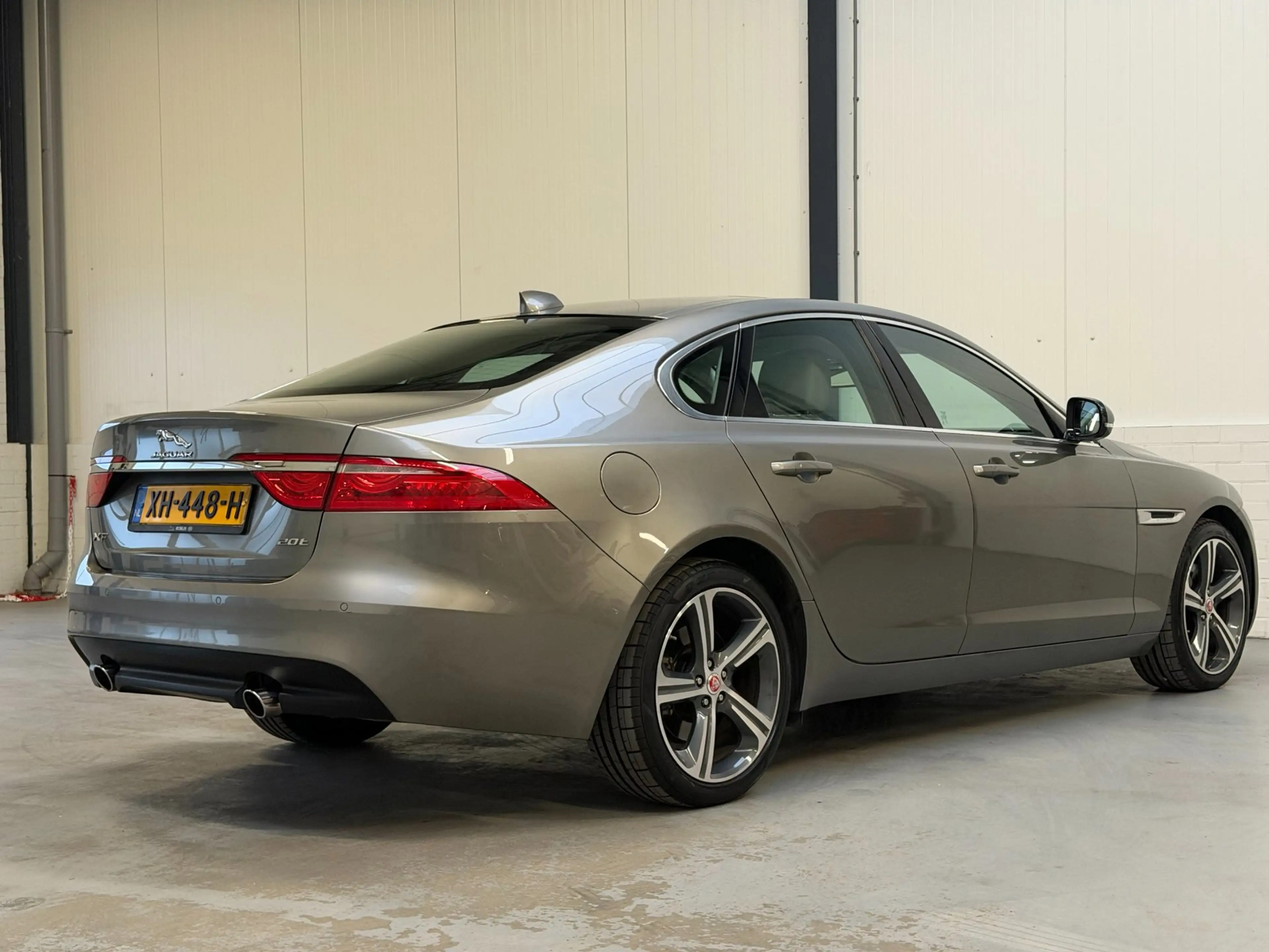Jaguar XF 2.0 Portfolio|Org NL|Pano — photo 4