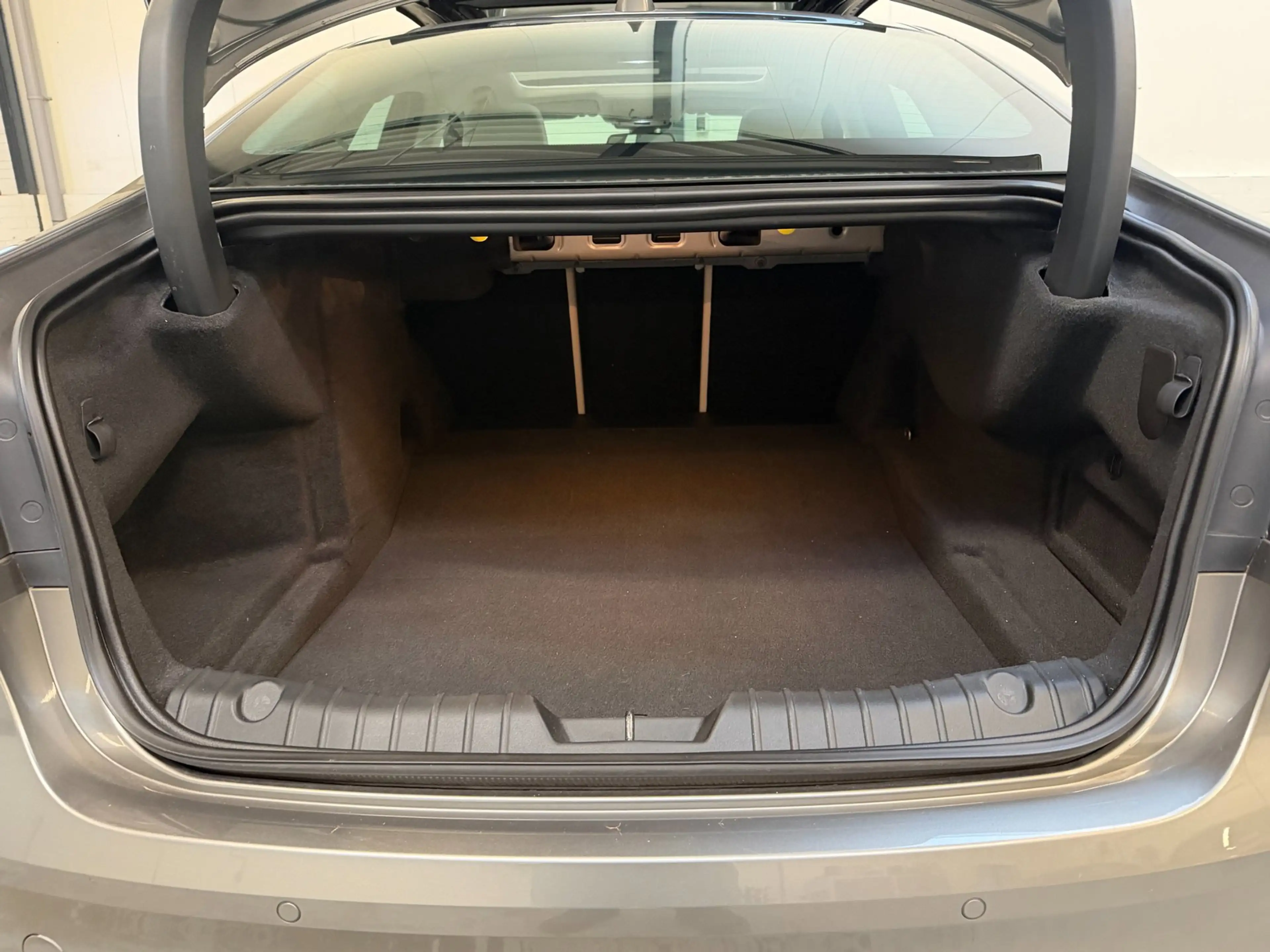 Jaguar XF 2.0 Portfolio|Org NL|Pano — photo 12