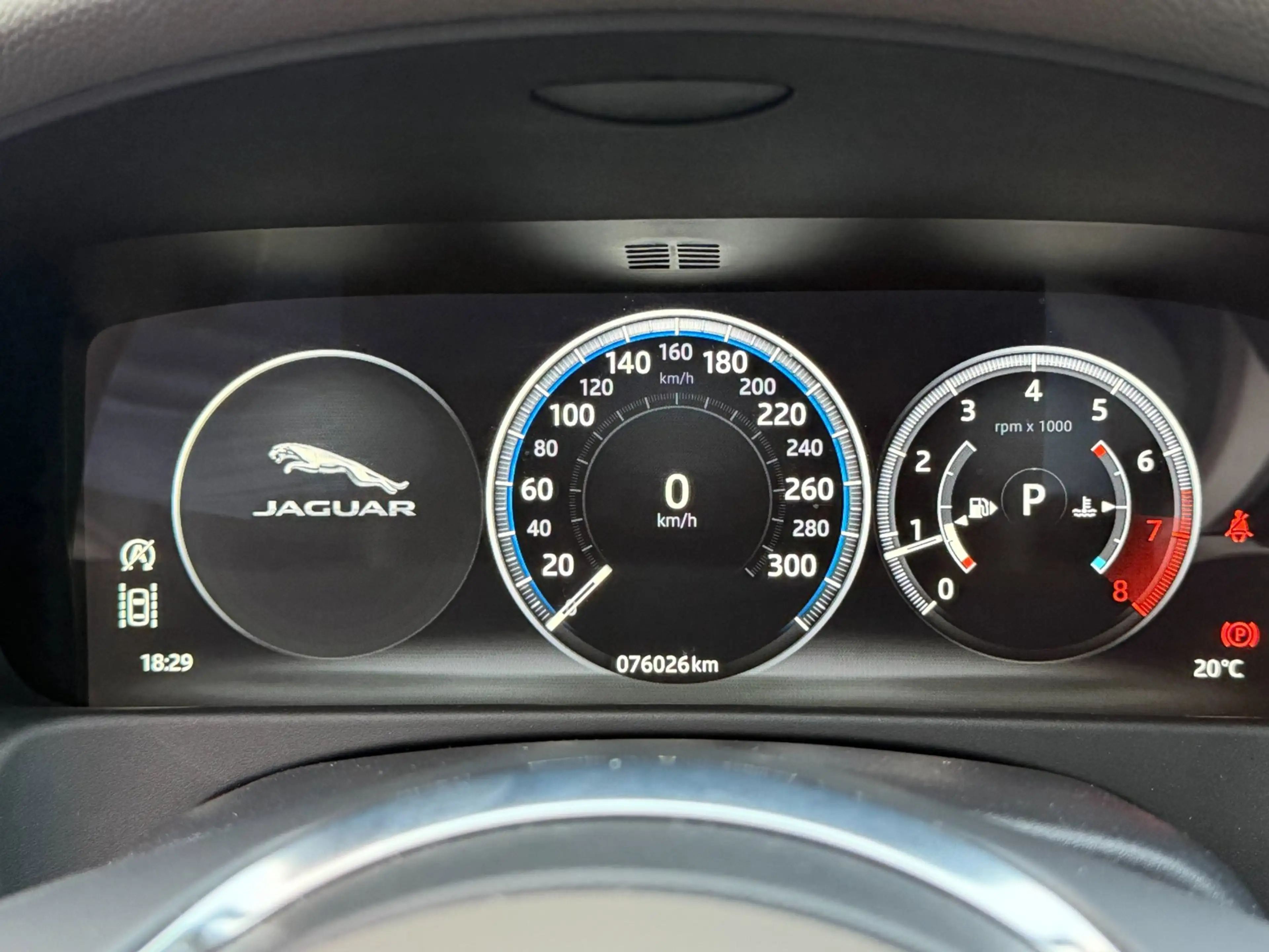 Jaguar XF 2.0 Portfolio|Org NL|Pano — photo 28
