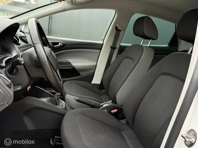 Seat Ibiza view 4