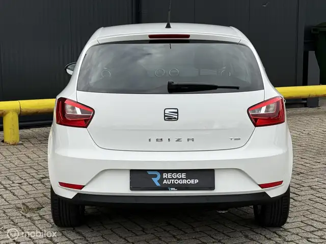 Seat Ibiza view 8