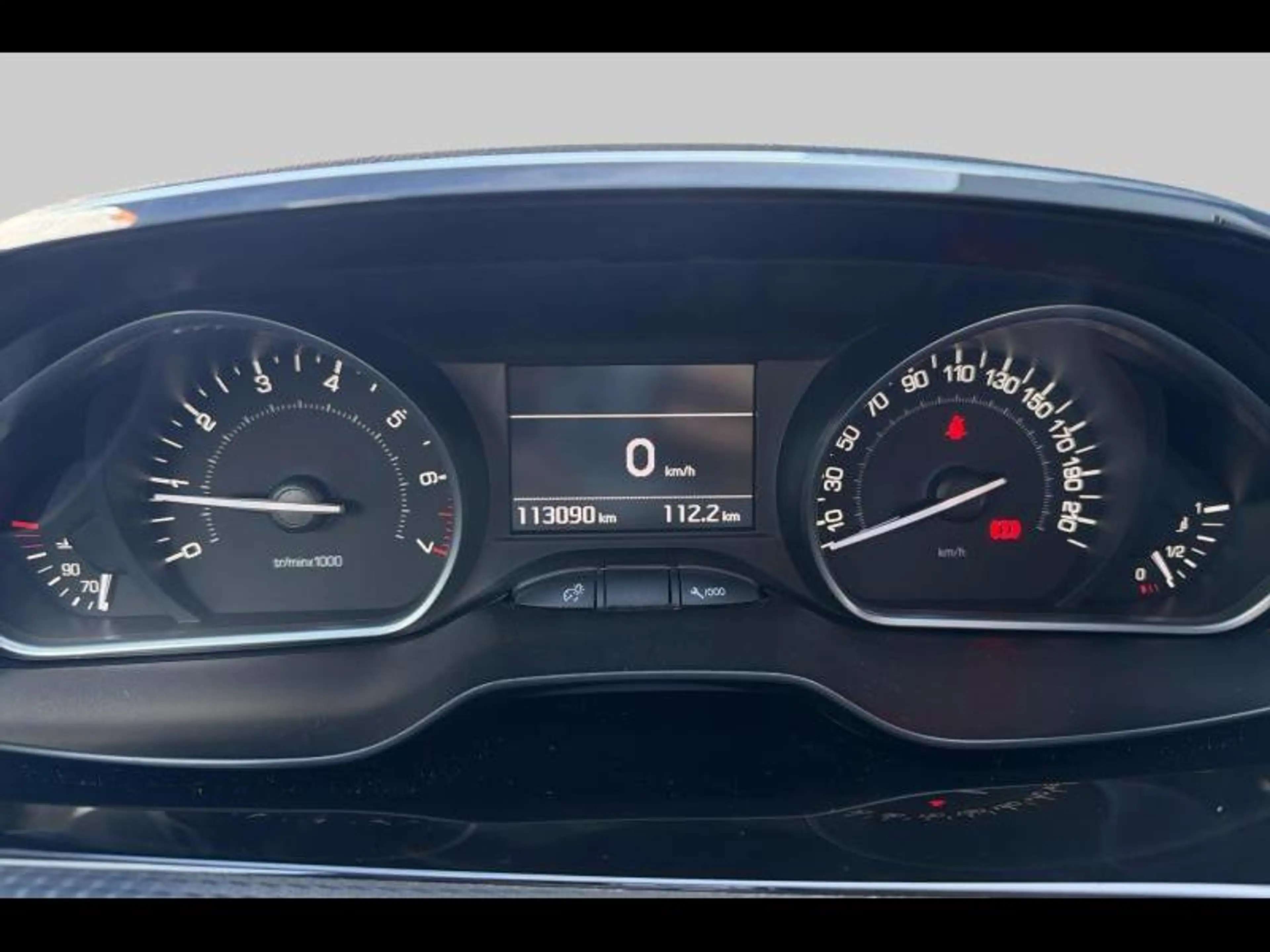 Peugeot 208 GT-Line.CAM.SENS.CARPLAY.LEDER — photo 10