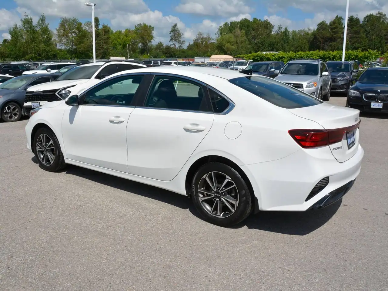 Kia Forte снимка Kia Forte