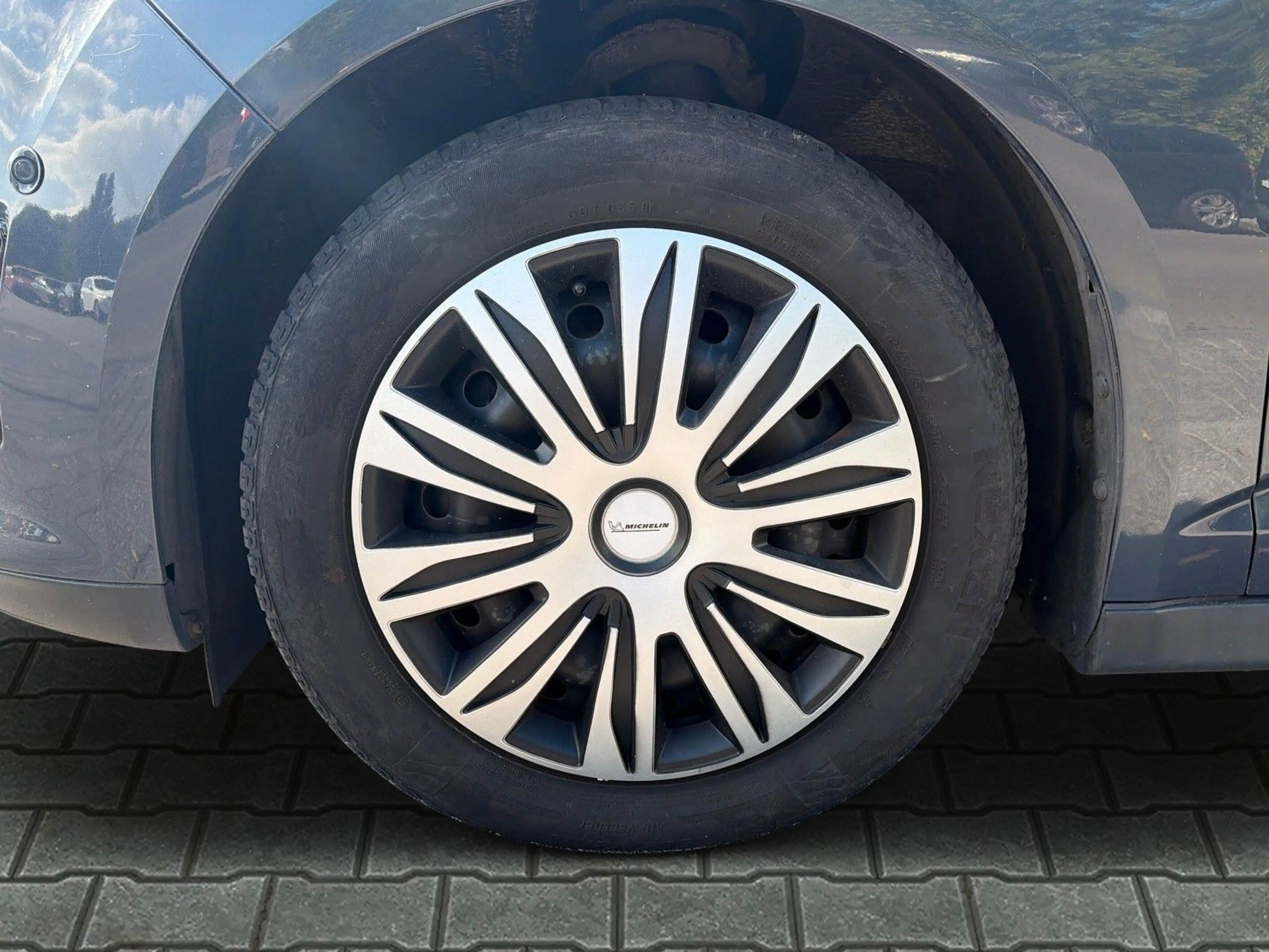 Ford Grand C-Max Zahnriemen Neu 7-Sitzer Sony Audio — photo 9