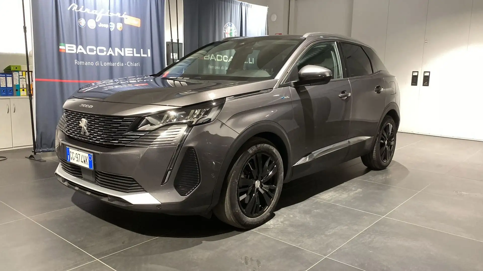 Peugeot 3008 Hybrid 225 e-EAT8 Allure Pack Grigio - 1