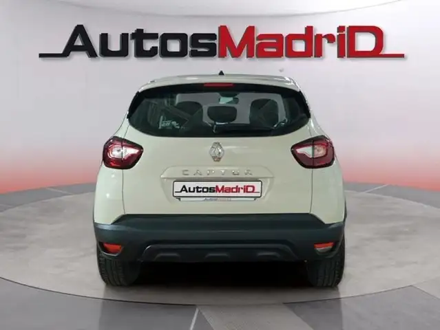 Renault Captur view 6