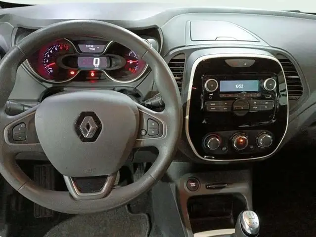 Renault Captur view 12