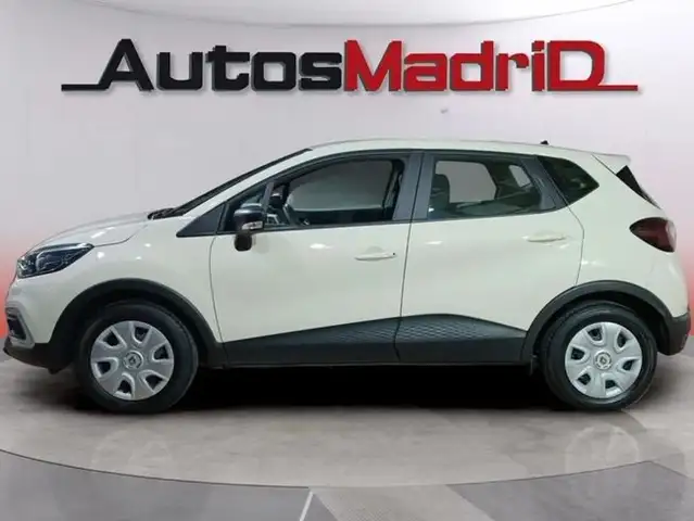 Renault Captur view 4