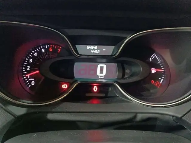 Renault Captur view 13