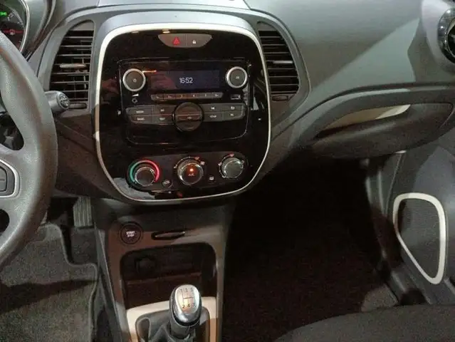 Renault Captur view 11